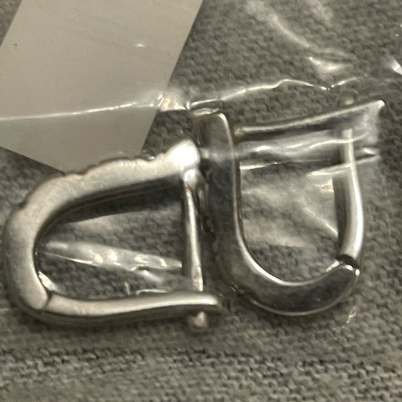 Silver hoops - Picture 4 of 5